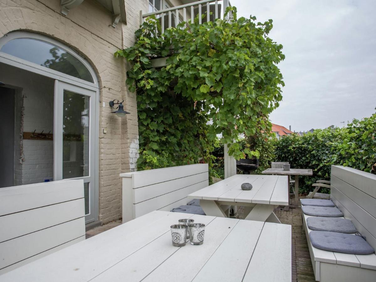 Beautiful Villa 200 Metres From The Sea Коксейде Экстерьер фото